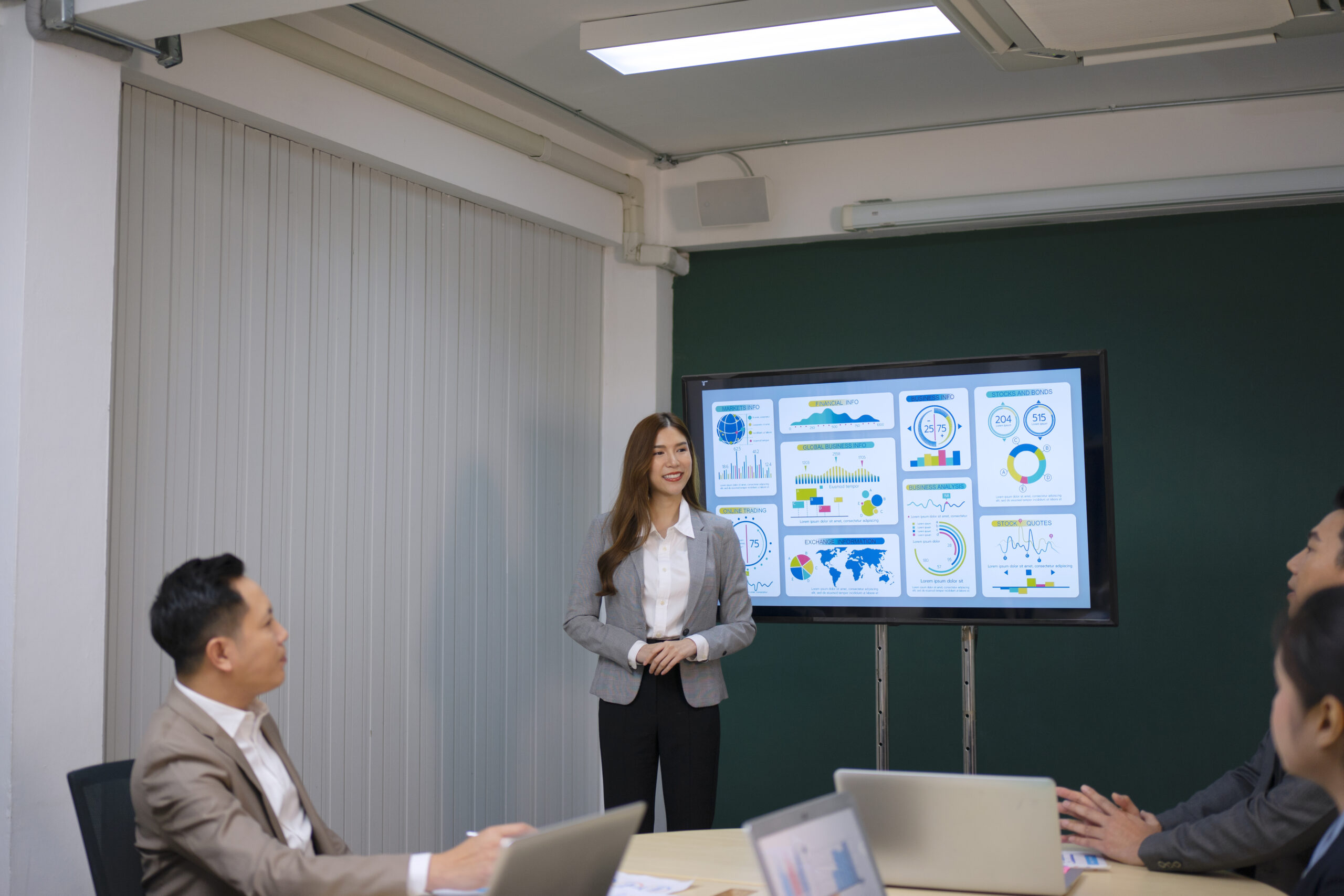 Choosing the Right Audio Visual Partner | Why Dectek Stands Out